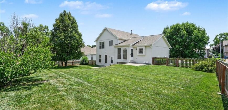 986 Wellington Way, Liberty, MO 64068