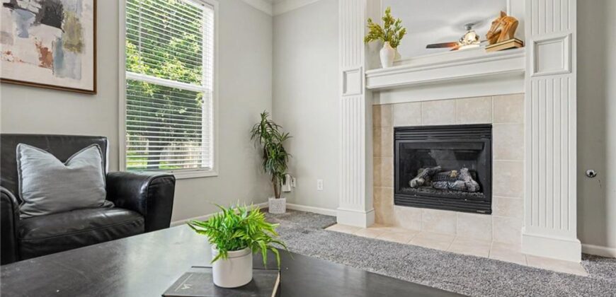 986 Wellington Way, Liberty, MO 64068