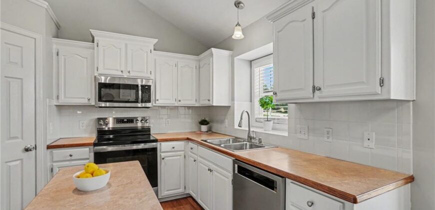 986 Wellington Way, Liberty, MO 64068