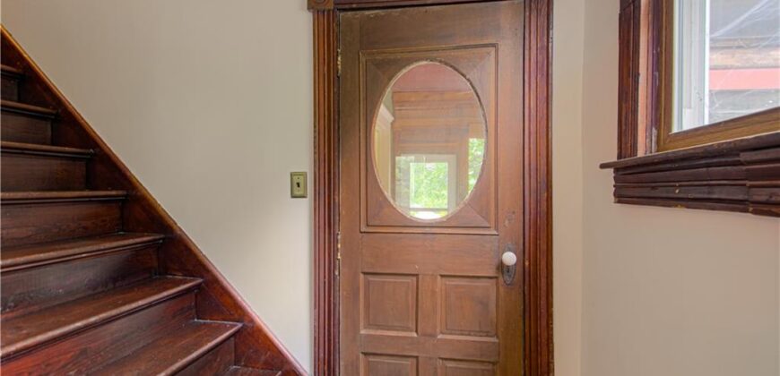 547 Main Street, Weston, MO 64098