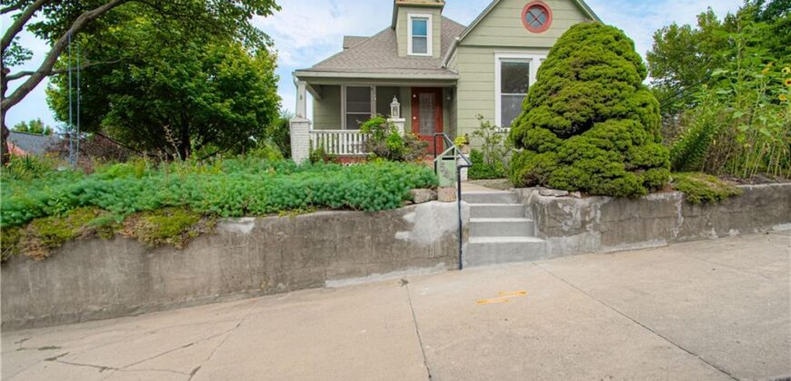 547 Main Street, Weston, MO 64098