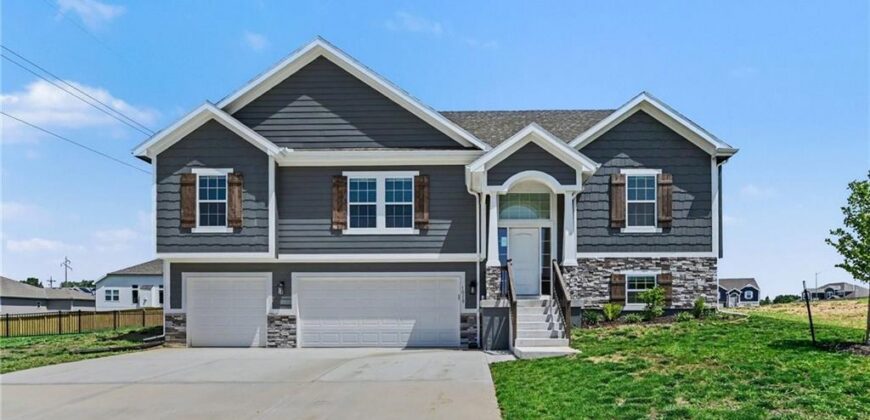 1018 Jasmine Drive, Liberty, MO 64068