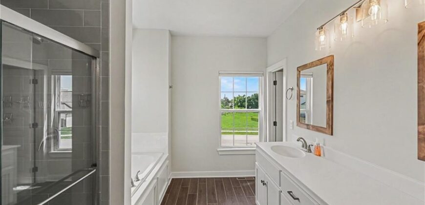 1018 Jasmine Drive, Liberty, MO 64068