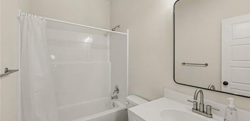 1018 Jasmine Drive, Liberty, MO 64068