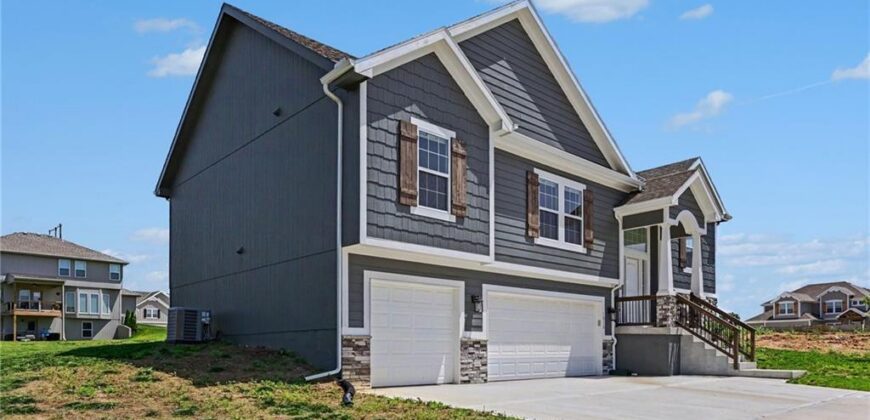 1018 Jasmine Drive, Liberty, MO 64068