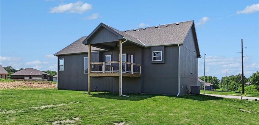 1018 Jasmine Drive, Liberty, MO 64068