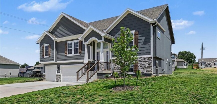 1018 Jasmine Drive, Liberty, MO 64068
