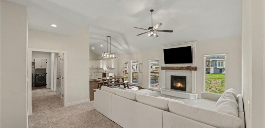 1018 Jasmine Drive, Liberty, MO 64068