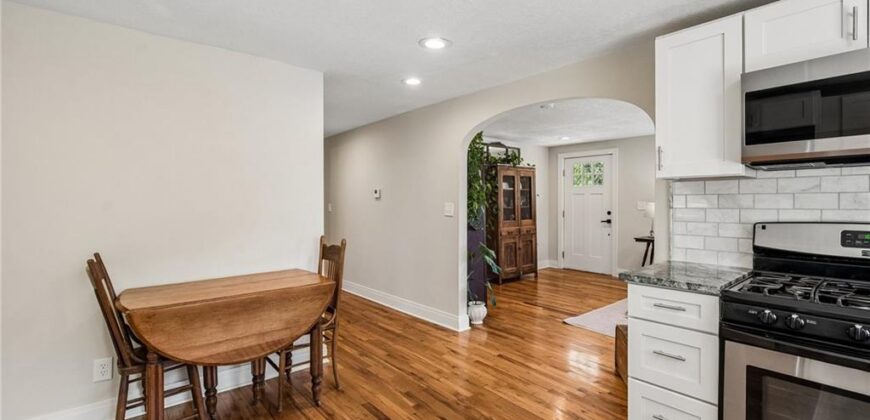420 N Fairview Avenue, Liberty, MO 64068