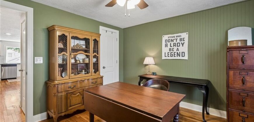 420 N Fairview Avenue, Liberty, MO 64068