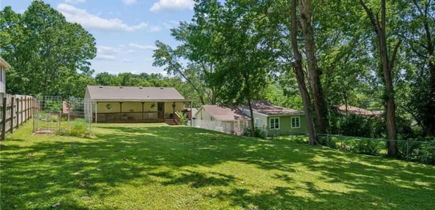 420 N Fairview Avenue, Liberty, MO 64068
