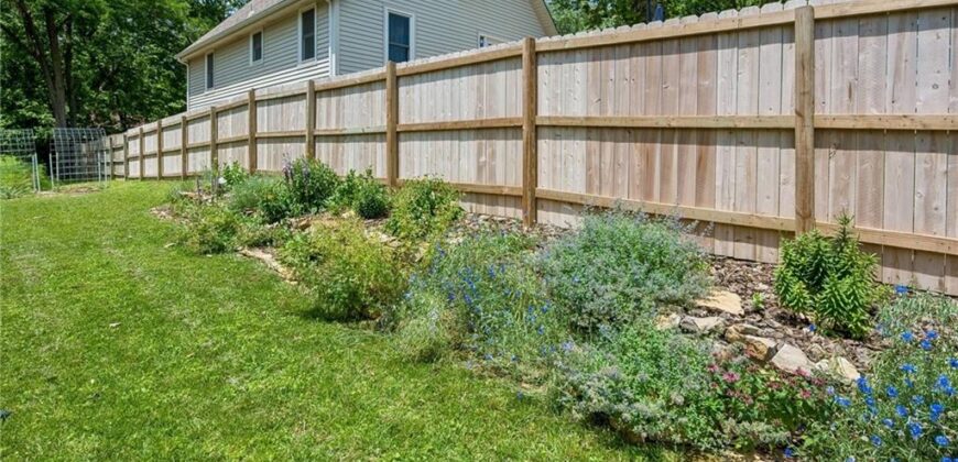 420 N Fairview Avenue, Liberty, MO 64068