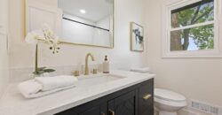 1062 NW South Shore Drive, Lake Waukomis, MO 64152