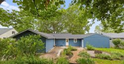 1062 NW South Shore Drive, Lake Waukomis, MO 64152