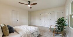 1062 NW South Shore Drive, Lake Waukomis, MO 64152