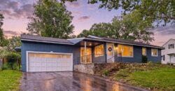 1062 NW South Shore Drive, Lake Waukomis, MO 64152