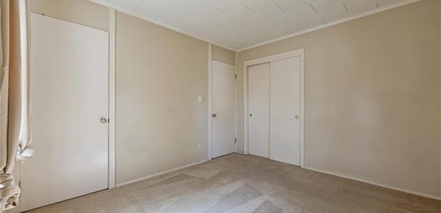 1225 43rd Street, Kansas City, MO 64116
