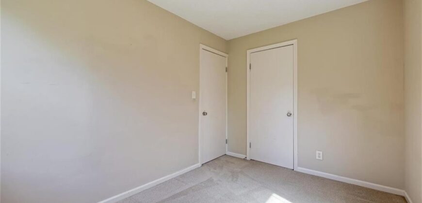 1225 43rd Street, Kansas City, MO 64116