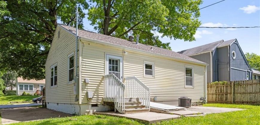 1225 43rd Street, Kansas City, MO 64116