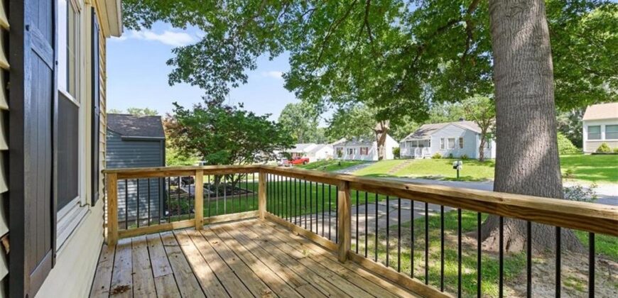 1225 43rd Street, Kansas City, MO 64116