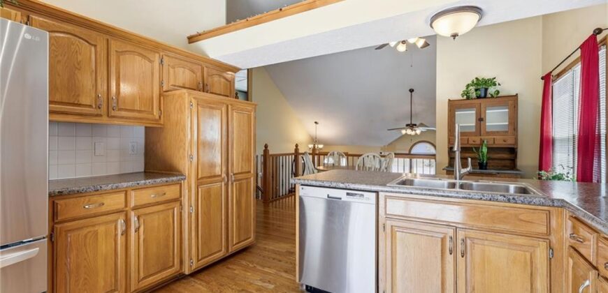 1111 NW 72nd Street, Kansas City, MO 64118