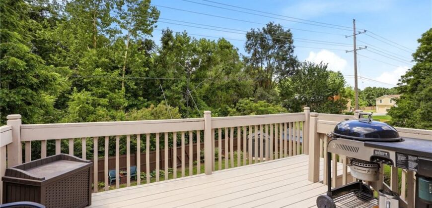1111 NW 72nd Street, Kansas City, MO 64118
