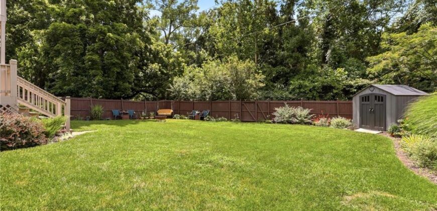 1111 NW 72nd Street, Kansas City, MO 64118