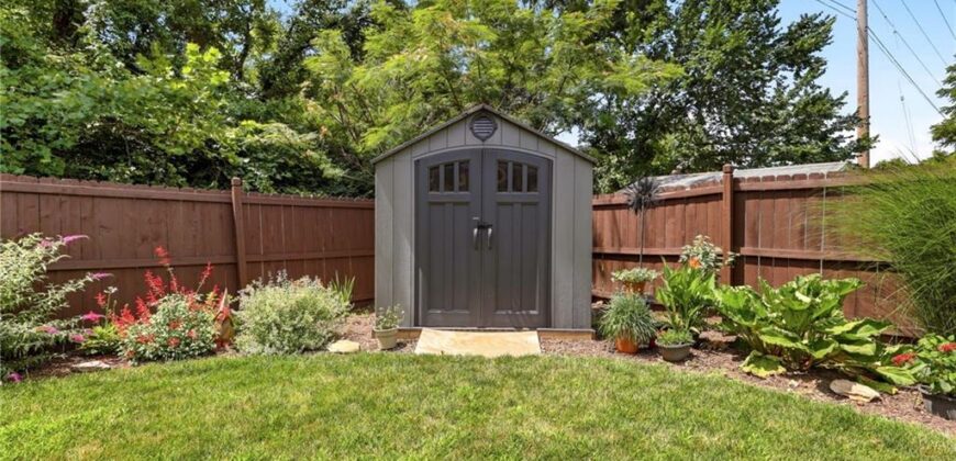 1111 NW 72nd Street, Kansas City, MO 64118