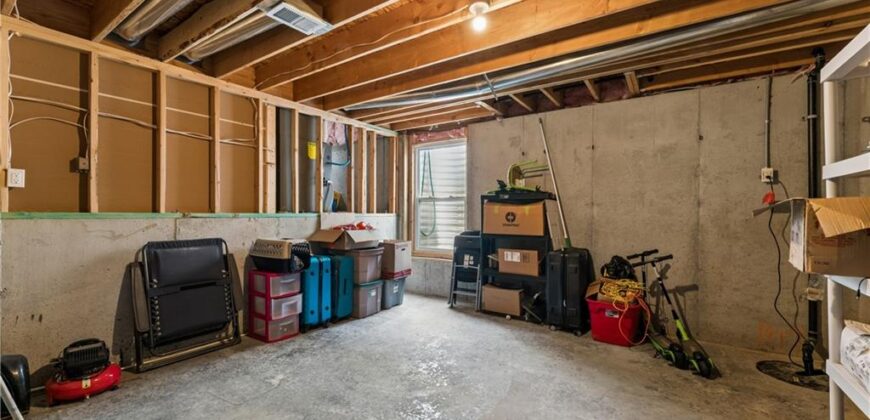 1700 Chestnut Street, Kearney, MO 64060