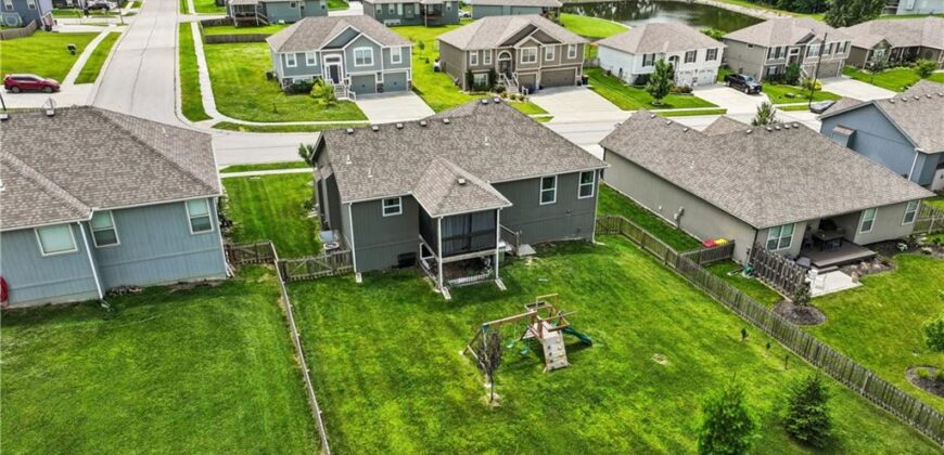 1700 Chestnut Street, Kearney, MO 64060