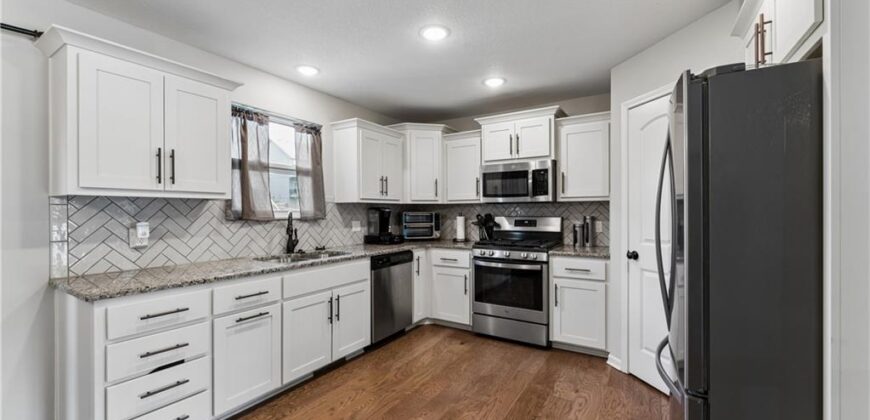 1700 Chestnut Street, Kearney, MO 64060