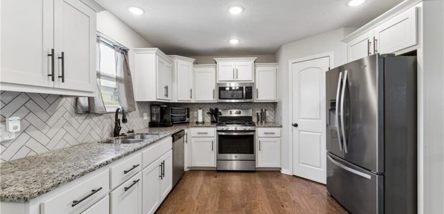 1700 Chestnut Street, Kearney, MO 64060