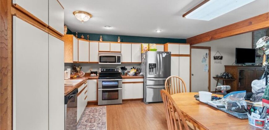 19618 Neth Road, Trimble, MO 64492