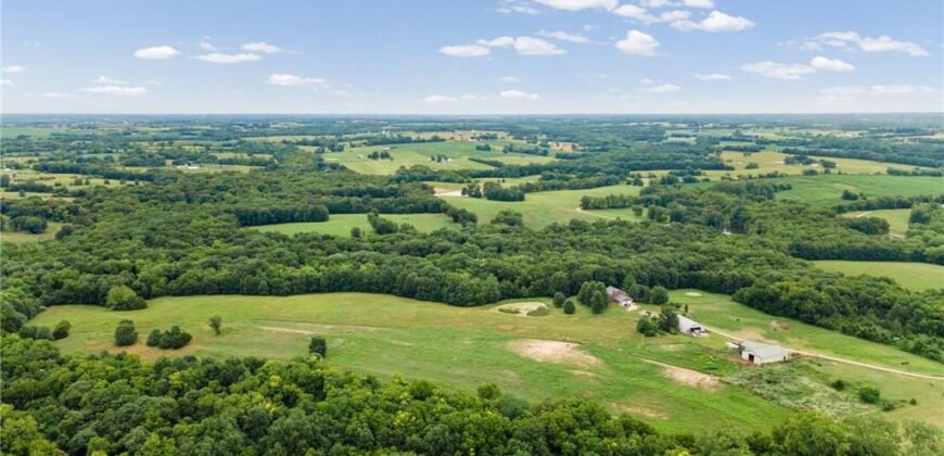 19618 Neth Road, Trimble, MO 64492