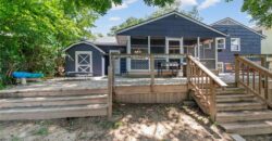 206 NW North Shore Drive, Lake Waukomis, MO 64151