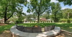 206 NW North Shore Drive, Lake Waukomis, MO 64151