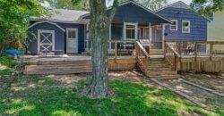 206 NW North Shore Drive, Lake Waukomis, MO 64151