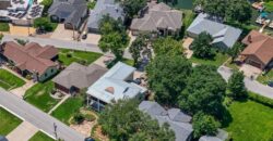 206 NW North Shore Drive, Lake Waukomis, MO 64151