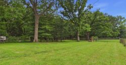 909 NE Vivion Road, Kansas City, MO 64118