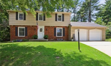 6836 NW Birch Court, Kansas City, MO 64151