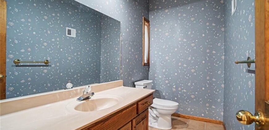 13908 Timberidge Street, Kansas City, MO 64152