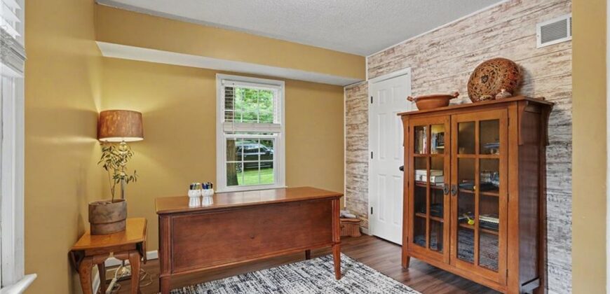 2407 NW 88th Street, Kansas City, MO 64154