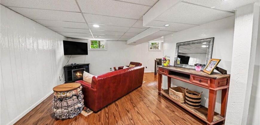 2407 NW 88th Street, Kansas City, MO 64154