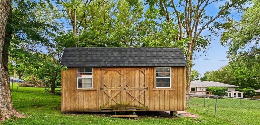 2407 NW 88th Street, Kansas City, MO 64154