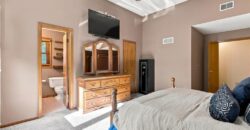 8406 N Crawford Avenue, Kansas City, MO 64153