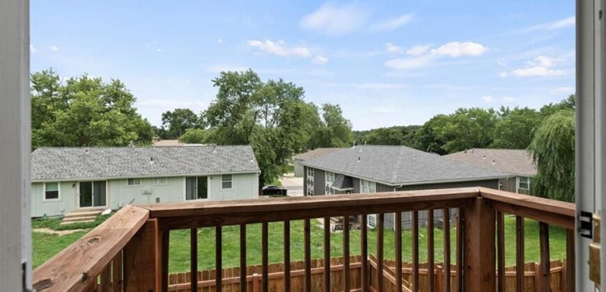1434 NW 64th Terrace, Kansas City, MO 64118
