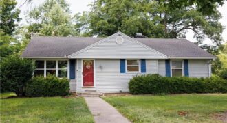 4160 N Chelsea Avenue, Kansas City, MO 64117