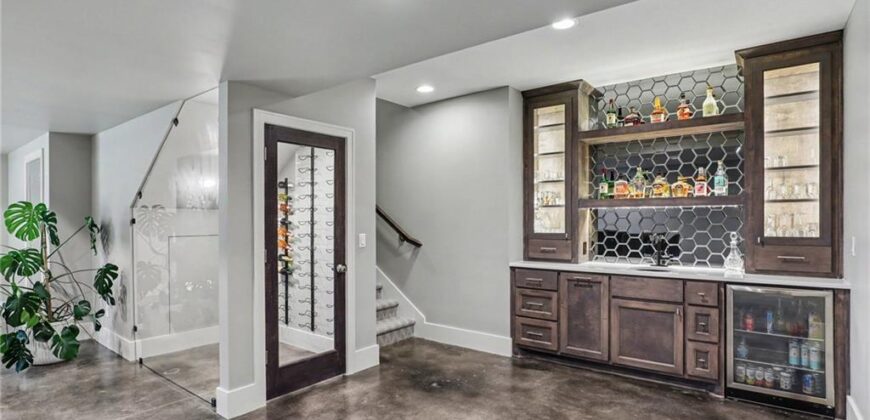3401 NE 102nd Terrace, Kansas City, MO 64155