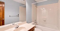 8504 N Chatham Avenue, Kansas City, MO 64154