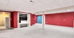 8504 N Chatham Avenue, Kansas City, MO 64154